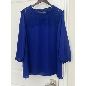 City Chic women’s blouse lace detailing at neckline sz. L blue
